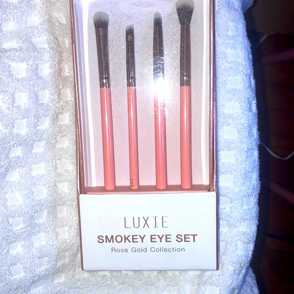 Luxie Smokey Eye Set Rose Gold Collection